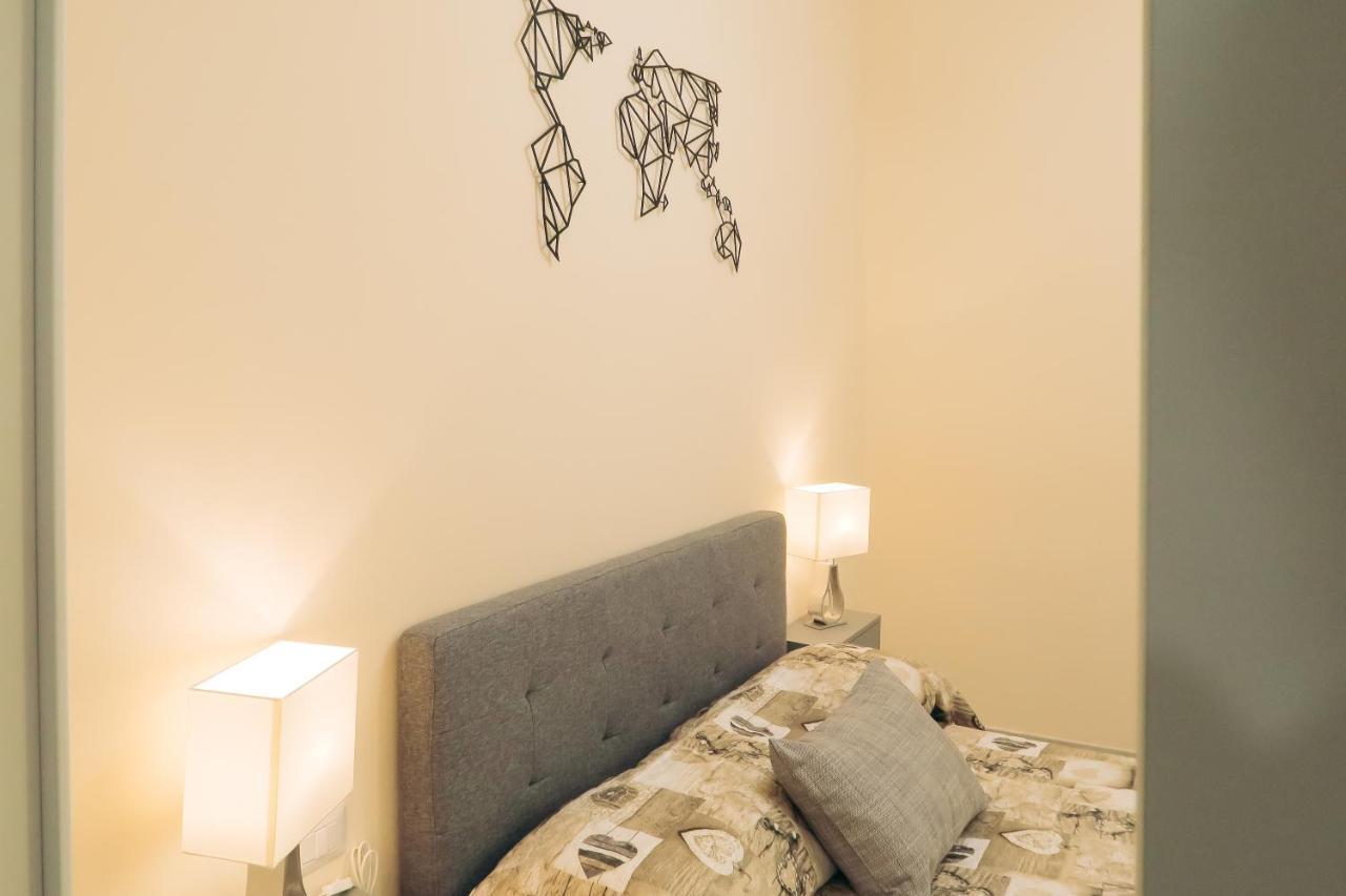 Cozy Studio Florence Smn - Fancy Apartments מראה חיצוני תמונה